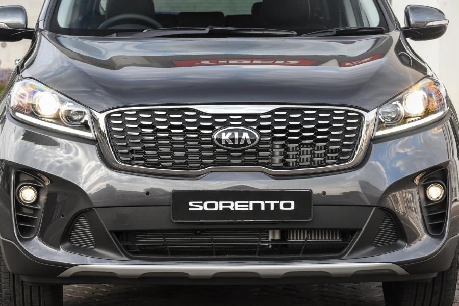 Детали экстерьера Kia Sorento (UM) 2018 года  (ZA) (фото 27 из 40)